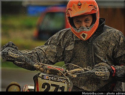 supermotard_kuc_001_alp_huez_2011.JPG