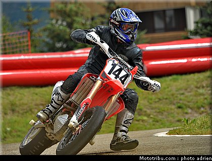 supermotard_lacroix_001_alp_huez_2011.JPG