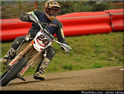 supermotard_larnaudie_001_alp_huez_2011.JPG