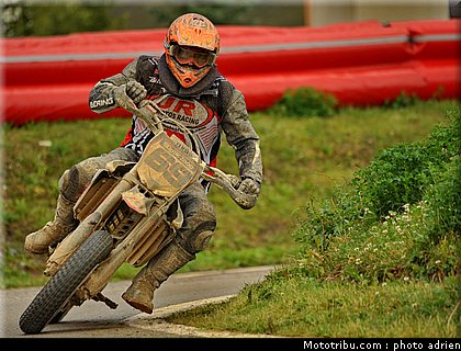 supermotard_magno_002_alp_huez_2011.JPG