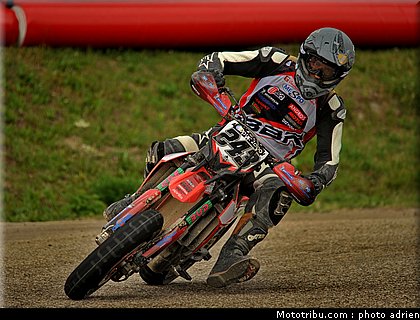 supermotard_mestre_001_alp_huez_2011.JPG