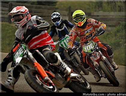 supermotard_pasco_e_002_alp_huez_2011.JPG