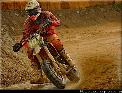 supermotard_pasco_s_003_alp_huez_2011.JPG
