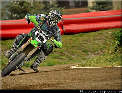 supermotard_petard_001_alp_huez_2011.JPG