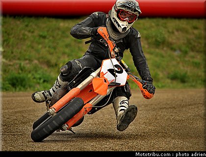 supermotard_vidonne_001_alp_huez_2011.JPG