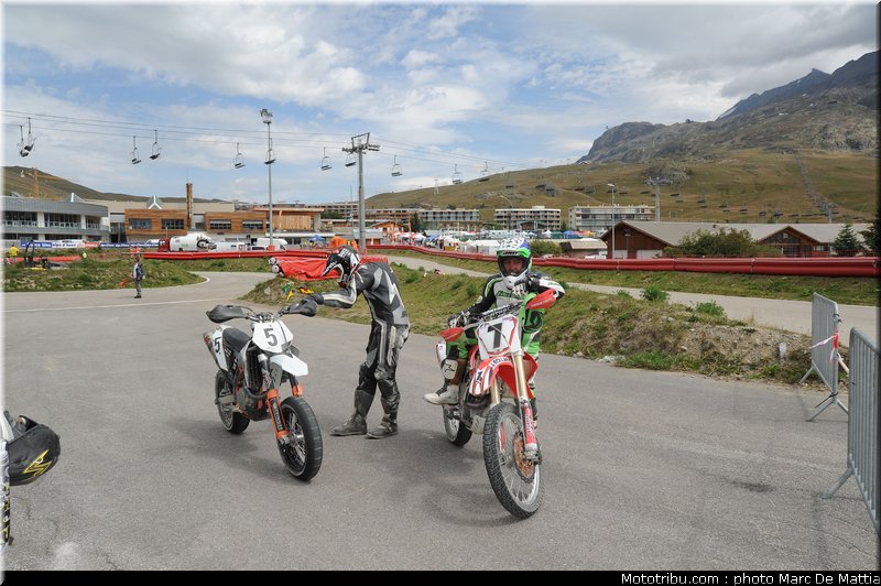 supermotard_037_alp_huez_2011