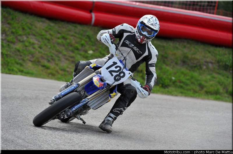 supermotard_castillo_001_alp_huez_2011