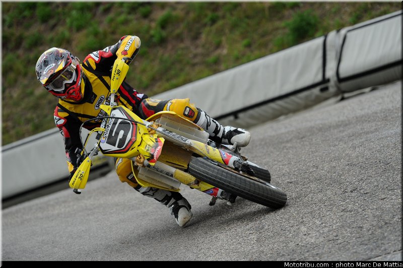 supermotard_chambon_004_alp_huez_2011