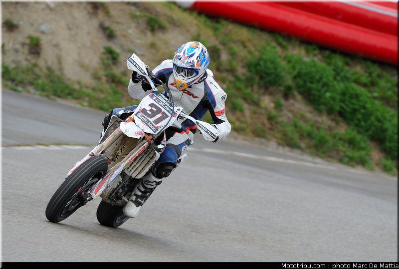 supermotard_delon_002_alp_huez_2011
