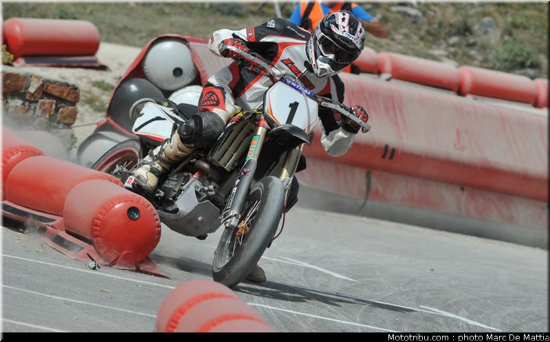 supermotard_girard_002_alp_huez_2011