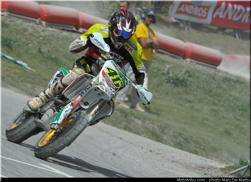 supermotard_gras_p_001_alp_huez_2011