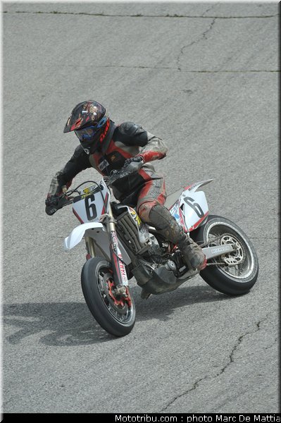 supermotard_weiss_001_alp_huez_2011