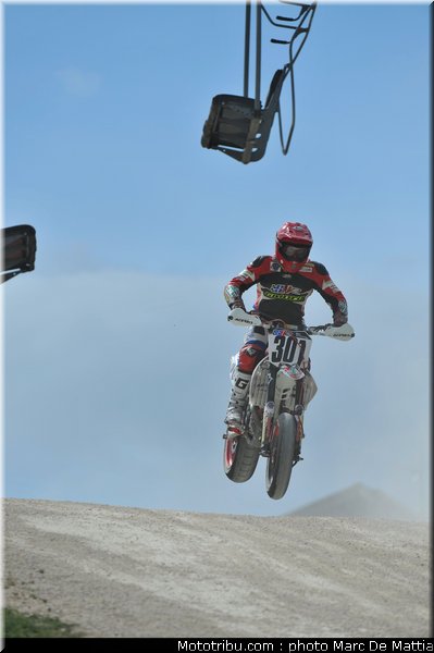 supermotard_winstanley_001_alp_huez_2011
