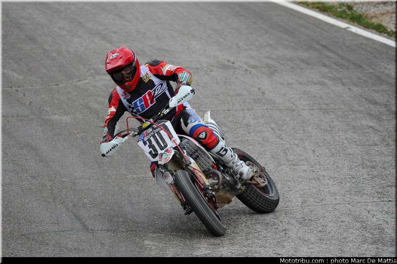 supermotard_winstanley_004_alp_huez_2011