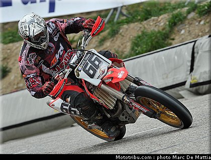 supermotard_mercier_001_alp_huez_2011.JPG