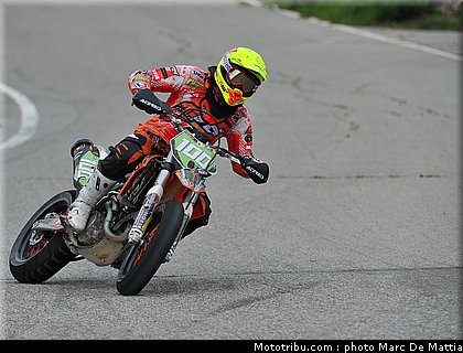 supermotard_pasco_e_001_alp_huez_2011.JPG