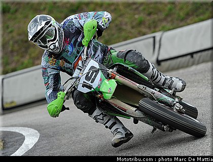 supermotard_petard_003_alp_huez_2011.JPG