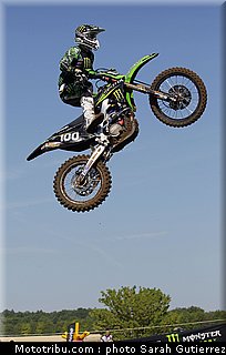 cross_team_cls_searle_10_gp_france_st_jean_dangely_2011.jpg