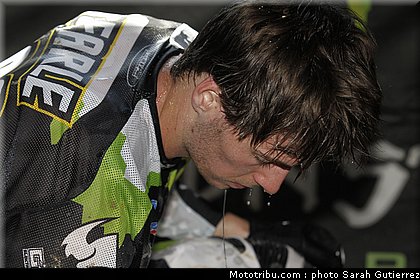 cross_team_kawasaki_cls_searle_09_italie_fermo_2011.jpg