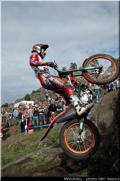 008_bou_suede2008