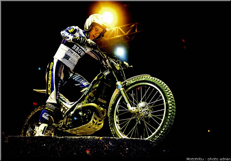 0239_brown_015_finale