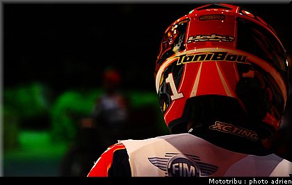 0017_paddock_02.JPG