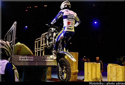 0082_brown_009_eliminatoires.jpg