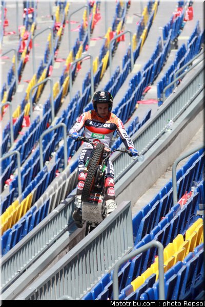 trial_toni_bou_camp_nou_barcelone_2011_010