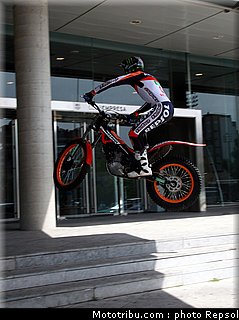 trial_toni_bou_camp_nou_barcelone_2011_032.jpg