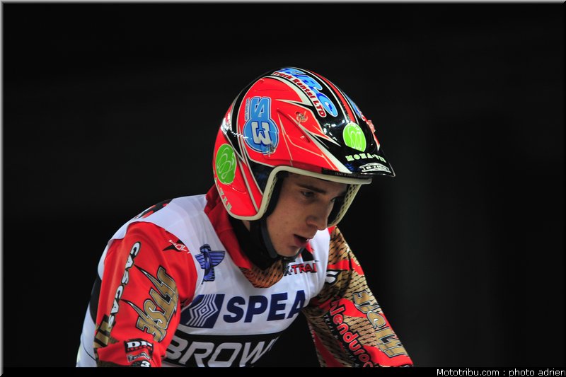 trial_indoor_marseille_2011_brown_07