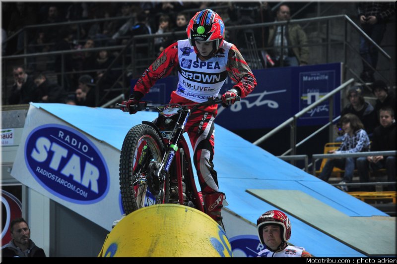 trial_indoor_marseille_2011_brown_12