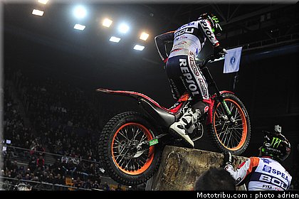 trial_indoor_marseille_2011_bou_33.JPG