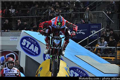 trial_indoor_marseille_2011_brown_14.JPG