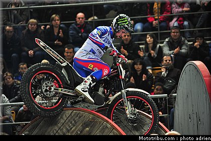 trial_indoor_marseille_2011_dabill_1.JPG