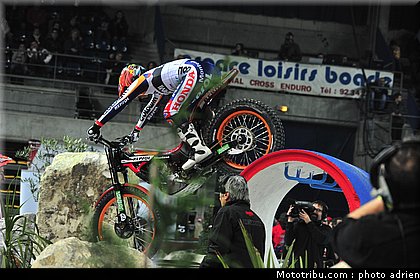 trial_indoor_marseille_2011_fujinami_13.JPG