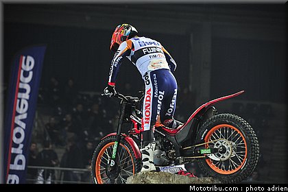 trial_indoor_marseille_2011_fujinami_21.JPG