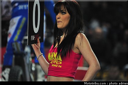 trial_indoor_marseille_2011_girl_09.JPG