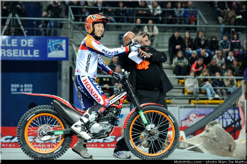 trial_indoor_marseille_2011_fujinami_01