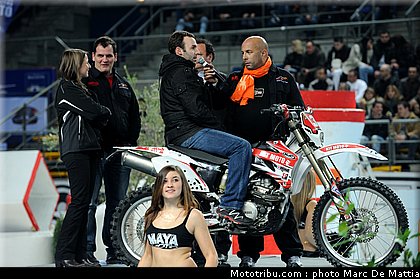 trial_indoor_marseille_2011_008.jpg