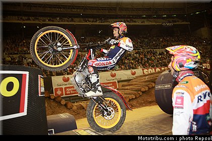 fujinami_011_x_trial_barcelone_2012.jpg