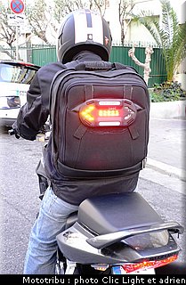 clic_light_022.jpg