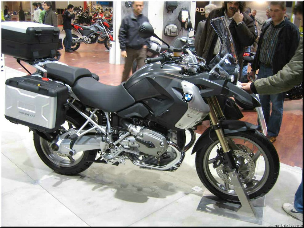 MOTO 