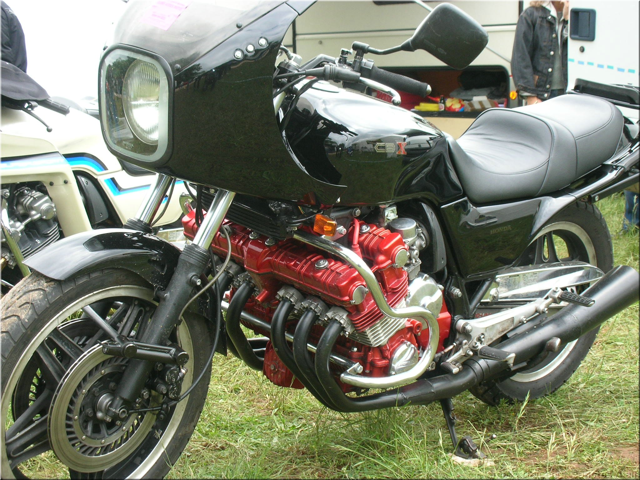 MOTO 
