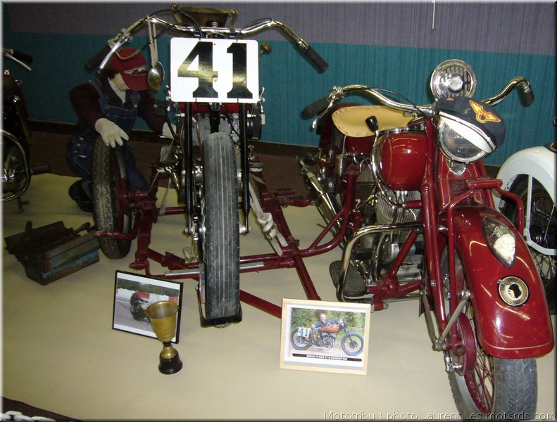 MOTO 