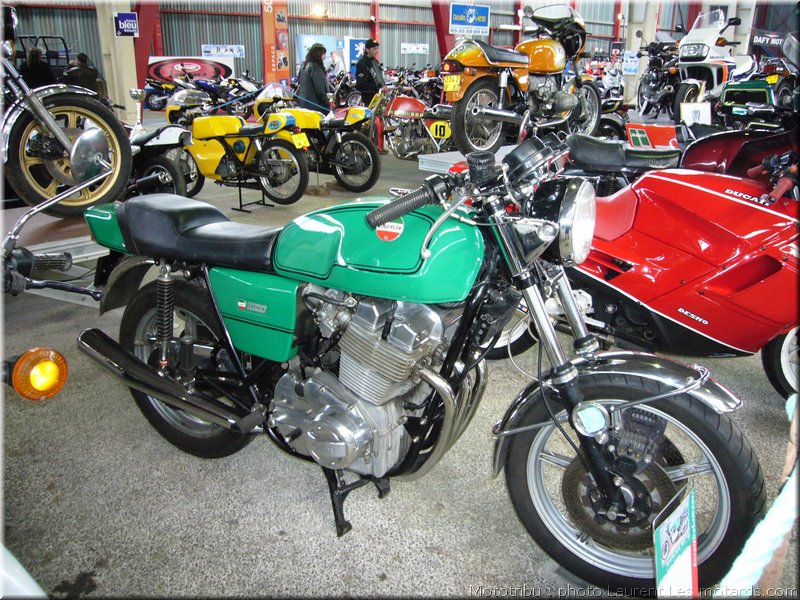 MOTO 