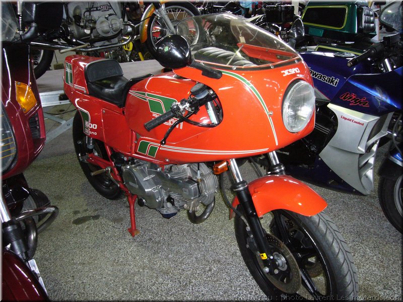 MOTO 