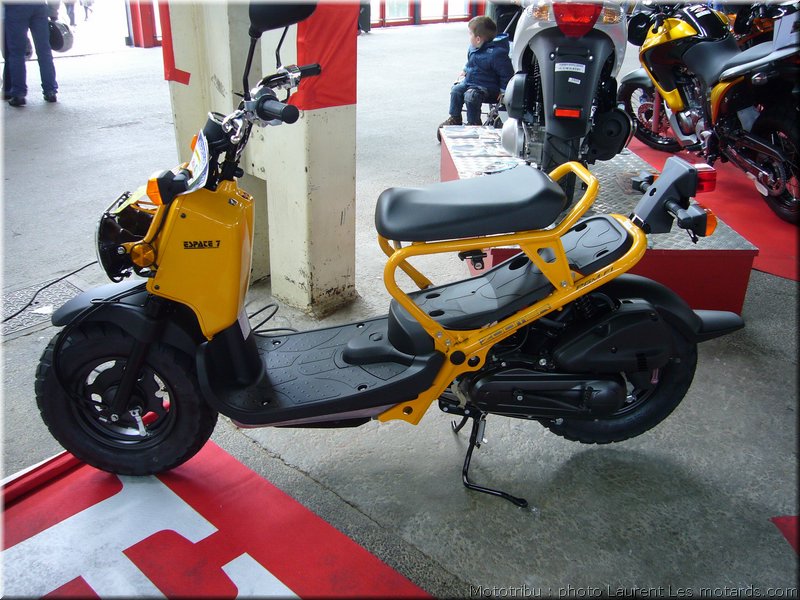 MOTO 
