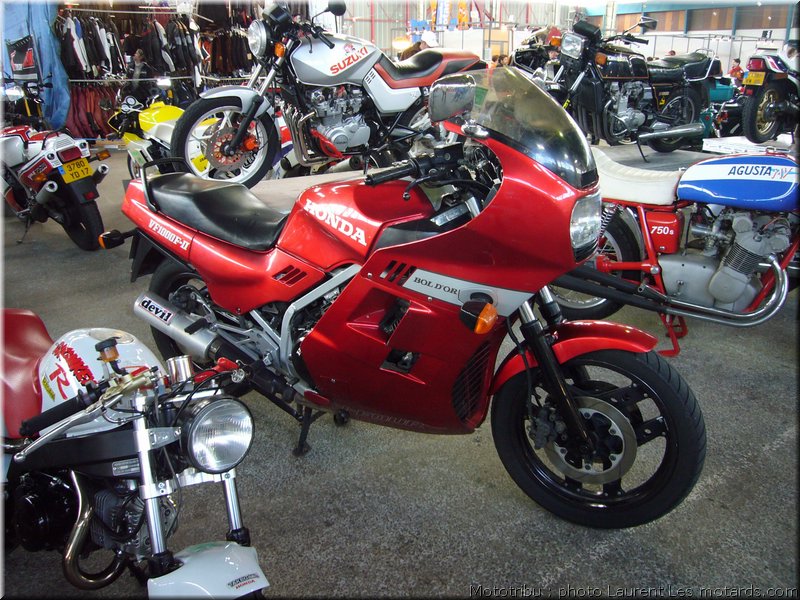 MOTO 