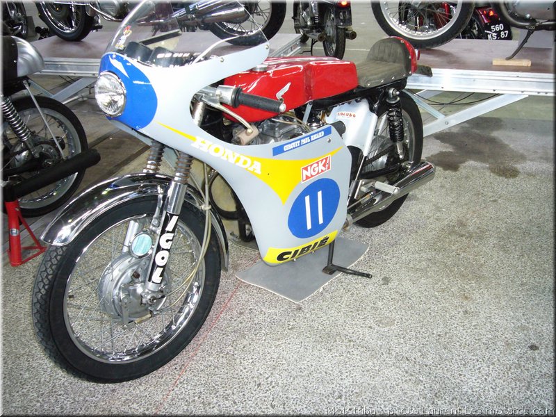 MOTO 