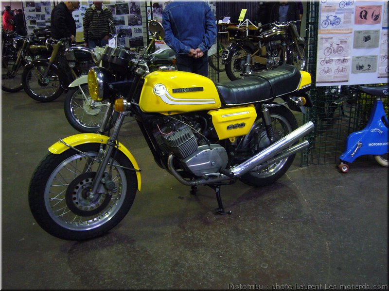 MOTO 